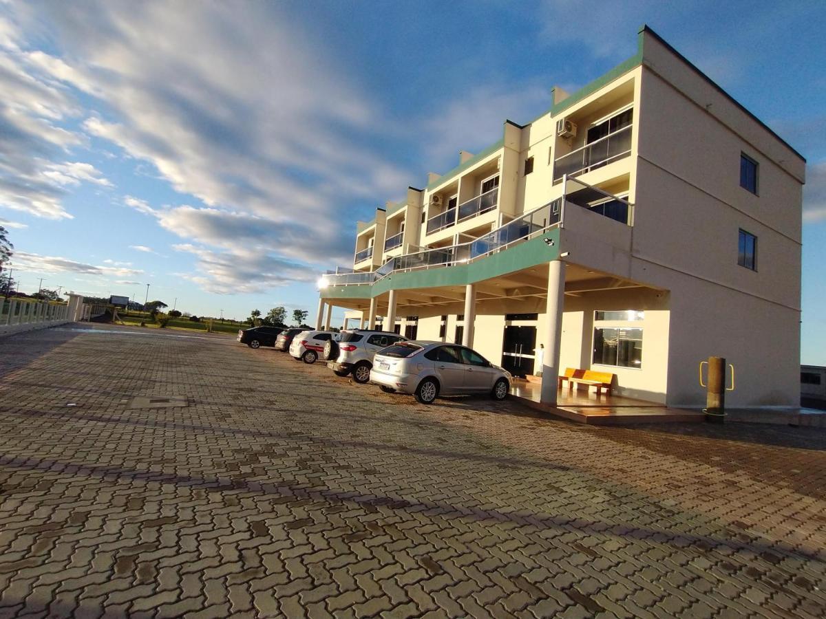 Rambo Hotel アレグレテ エクステリア 写真